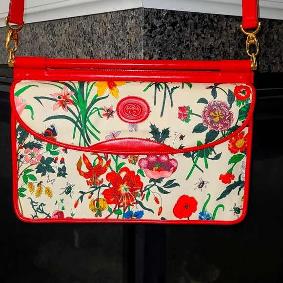GUCCI*Beautiful* Floral/Red*Very Rare *Vintage Clutch - Picture 1 of 9